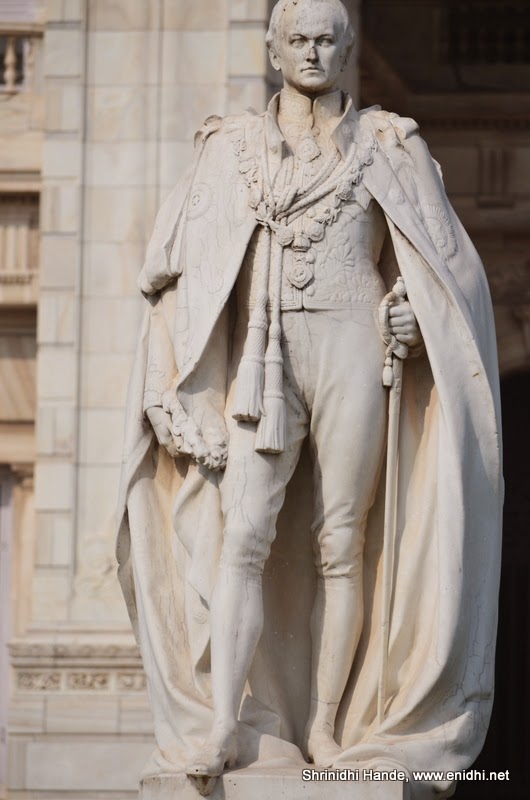 Motherhood and other statues at Victoria Memorial, Kolkata - eNidhi