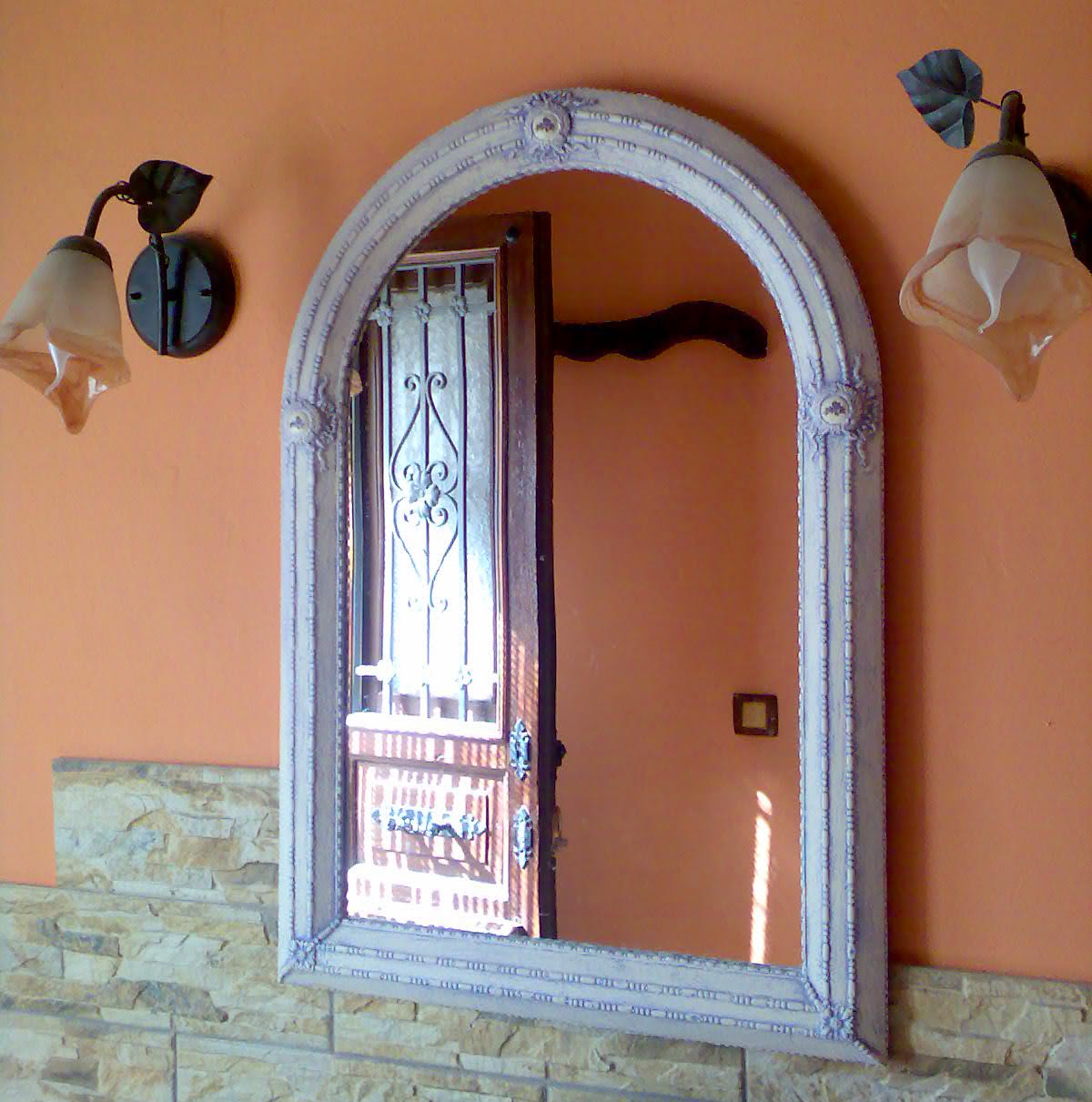 Le Petit Atelier: Renovando una entrada con mucha historia