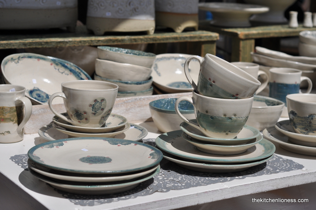The Kitchen Lioness: The Joy of visiting a Ceramics Market & using