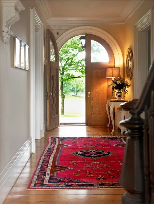 Classic American Interior Nicely Mixed With Scandinavian Details