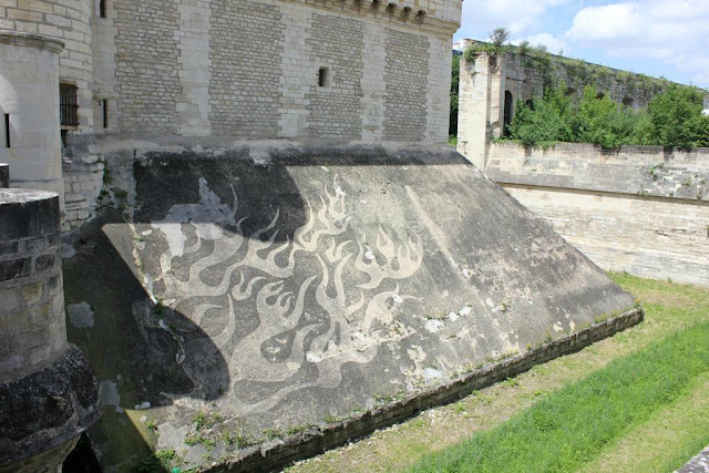 Histoires de graffitis exposition château de vincennes monuments nationaux CMN sur les murs