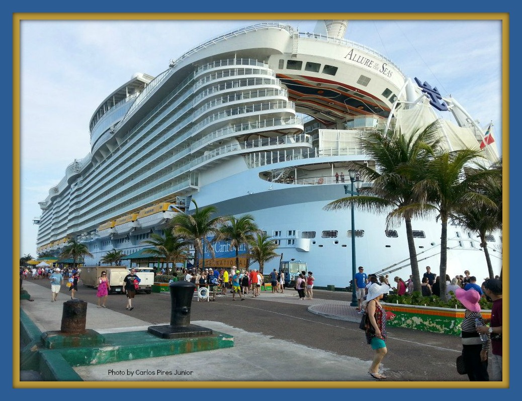 Linda with Zoe's Cruises & Tours Fun cruising tips & photos. Nassau