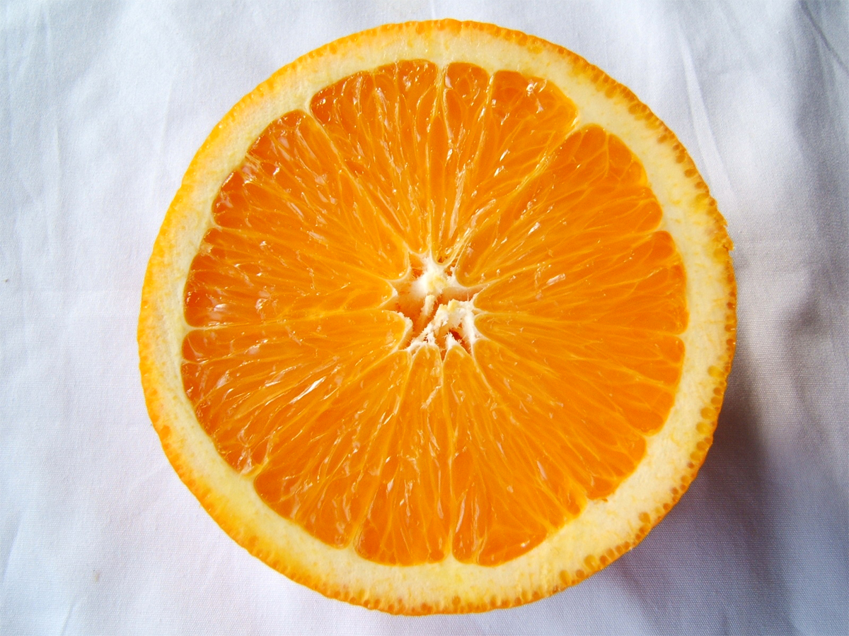 Кк апельсина. Мякоть апельсина. Апельсиновые дольки. Долька апельсина. Ломтик апельсина.