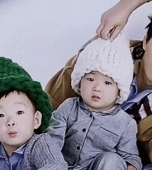 흥이 넘치는 아기 송민국.jpgif | 인스티즈