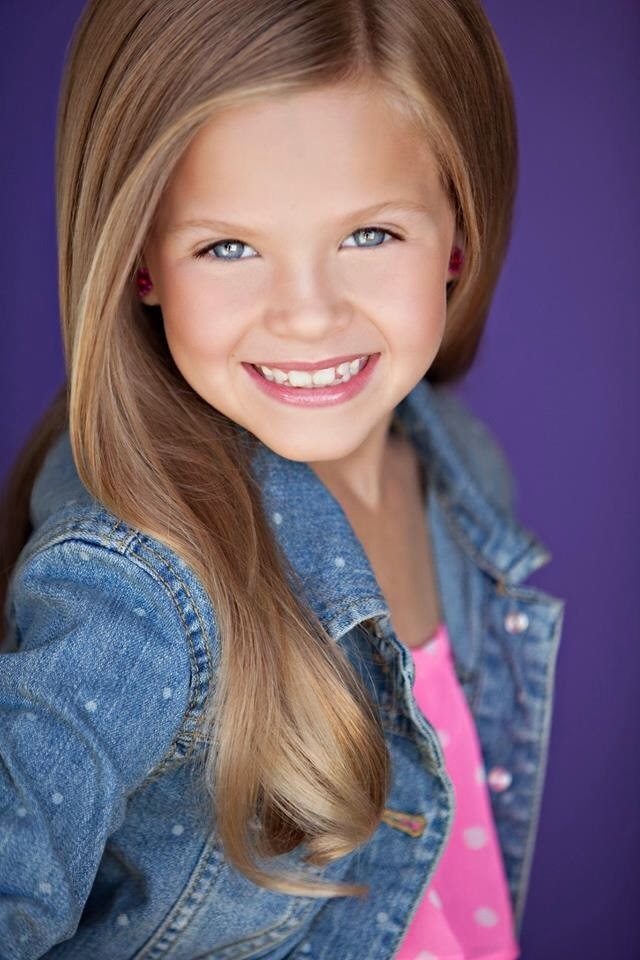 The 2013 2014 National American Miss Jr Preteen