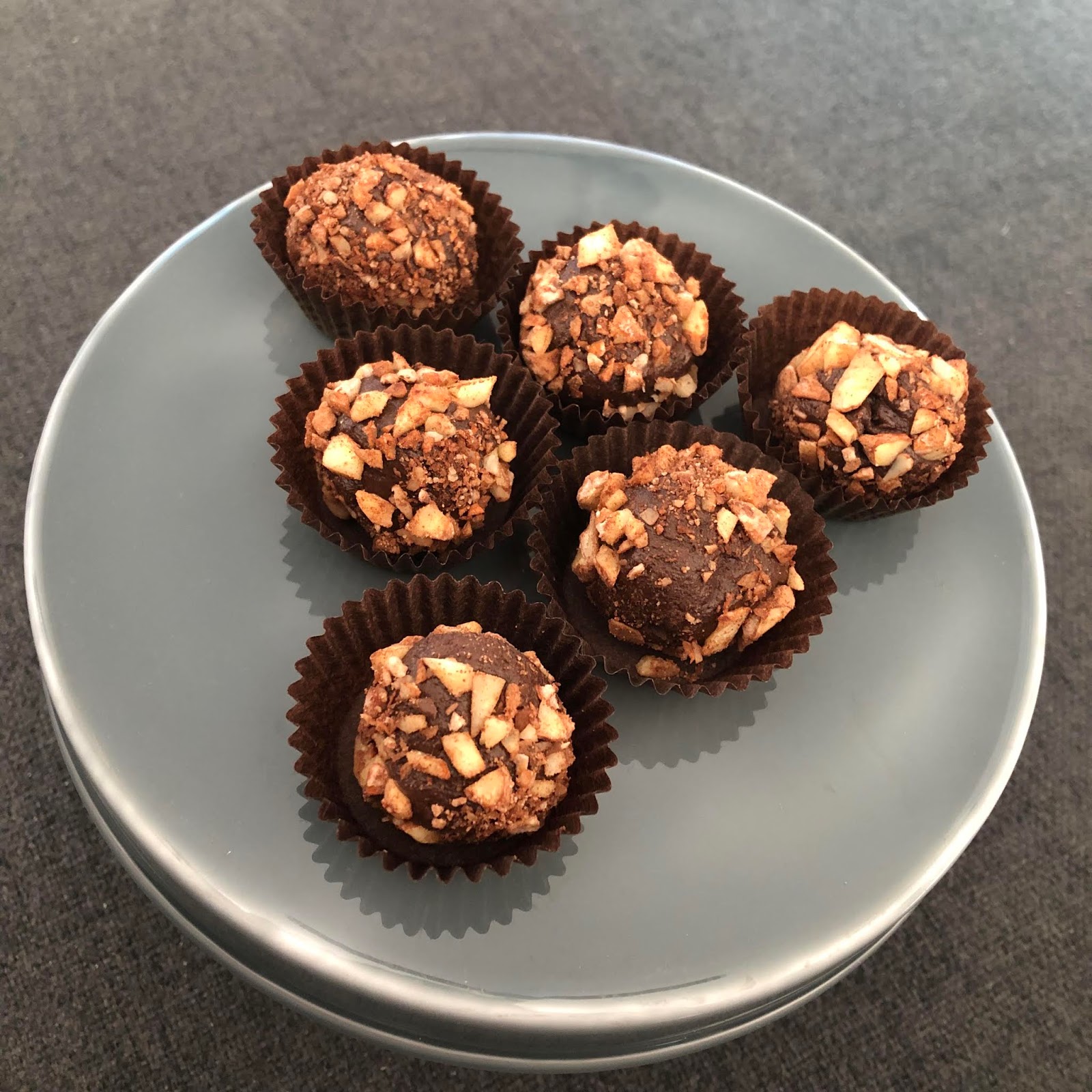 SPeAk UP!!!! Chocolate Truffles with leftover egg yolks