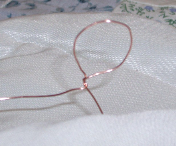 Ravings of a Mad Crafter Crochet Wire Necklace Tutorial II