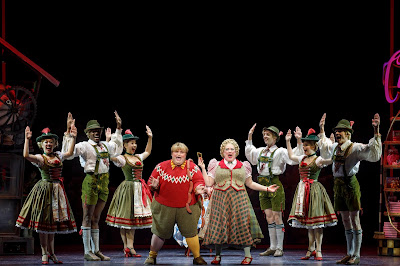 Review: Hollywood Pantages Offers Pure Imagination with CHARLIE AND THE CHOCOLATE FACTORY  Image