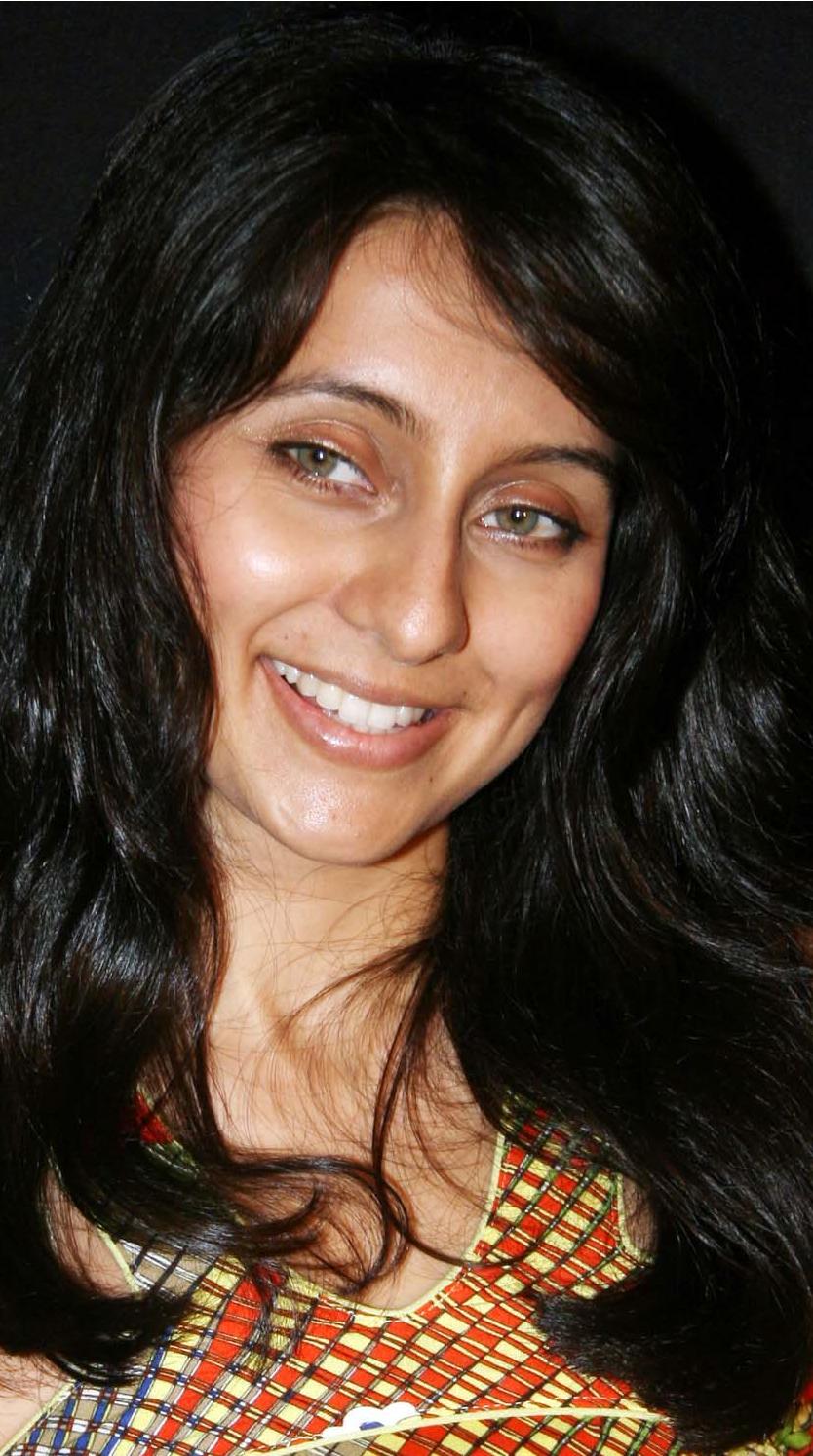 Anusha Dandekar Biodata Movies Net Worth Age New Movies Affairs