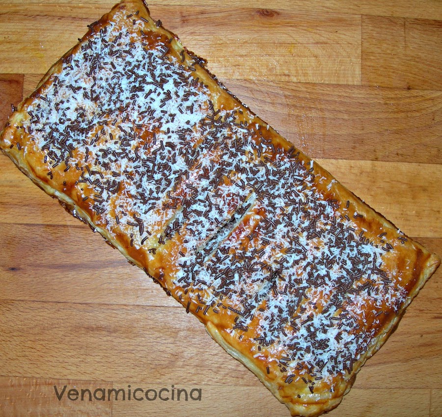 Hojaldre de chocolate y coco 