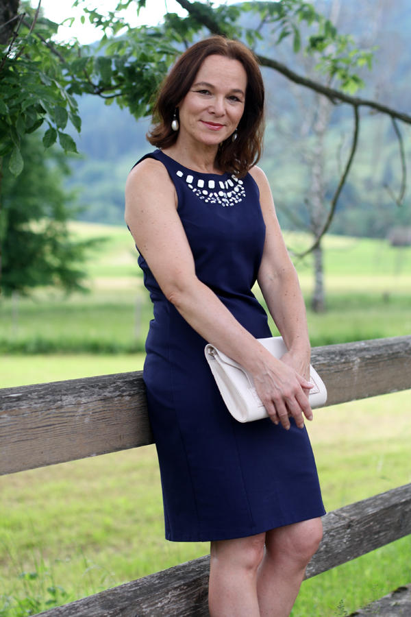 Kann Ich Dunkel Blau Mit Schwarz Kombinieren Dunkeblaue