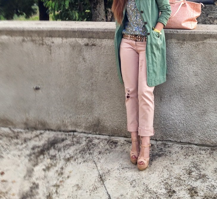 THE FASHIONAMY by Amanda Fashion blogger outfit, lifestyle, beauty, travel,  events: Green and pastel pink outfit - verde e rosa cipria con zeppe  Fiorangelo