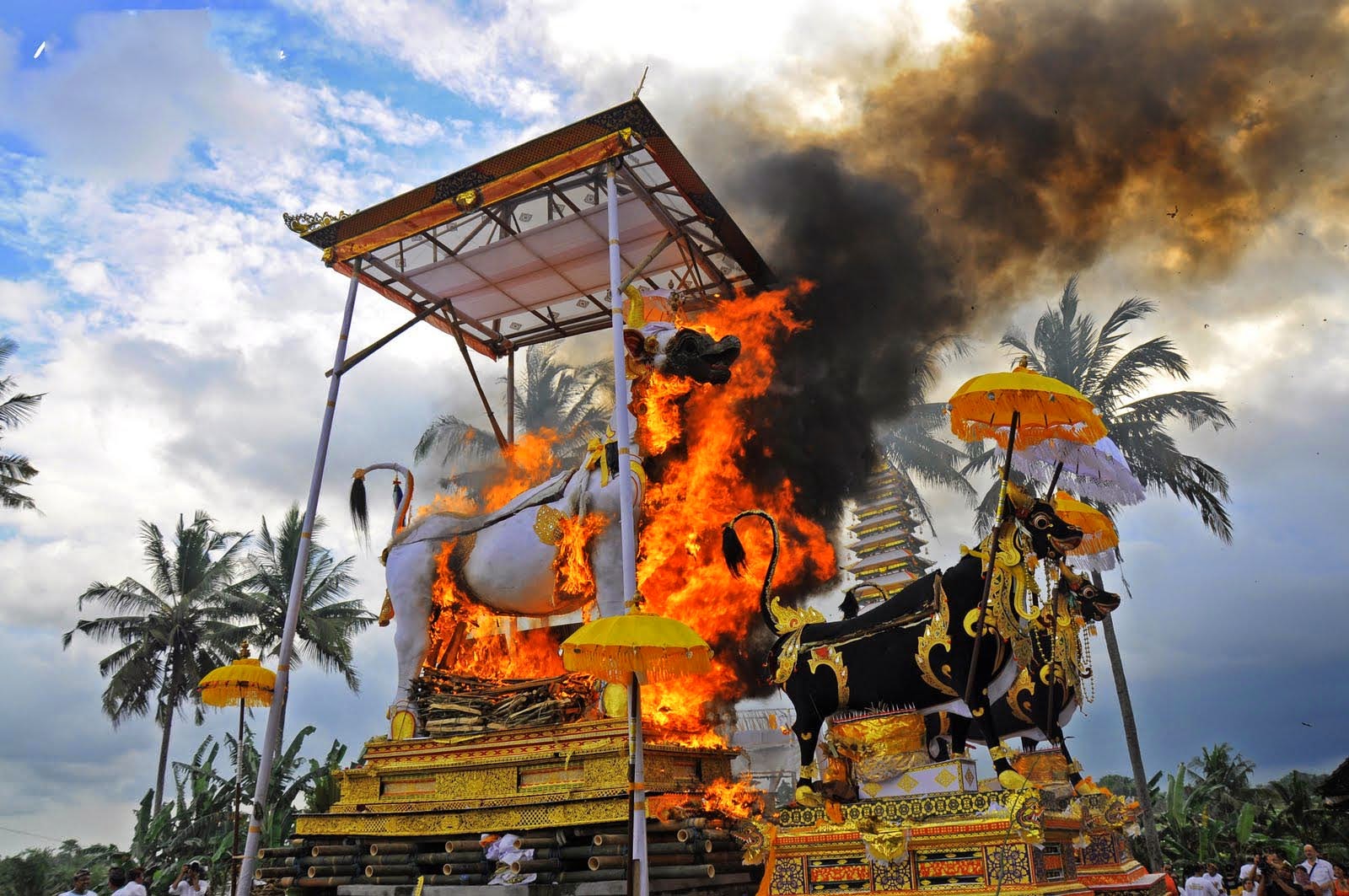 Budaya Ngaben Bali Tourism Destination budaya-ngaben-bali-tourism-destination