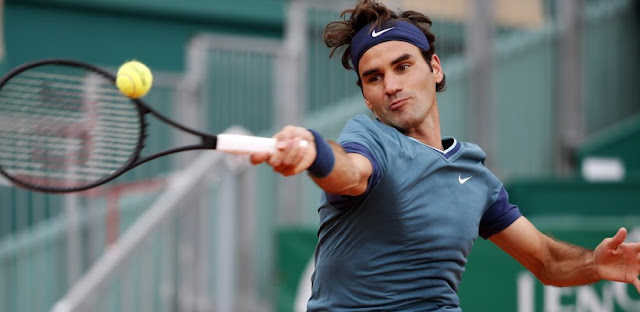 [Image: federer-cu-danh-thuan-tay-tennis.jpg]