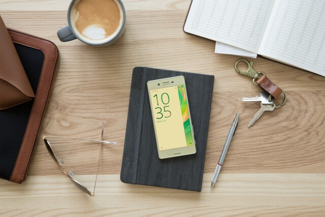 Sony Xperia X Smartphone 6-CORE Dengan Kamera 23MP Sony Xperia X Smartphone 6-CORE Dengan Kamera 23MP