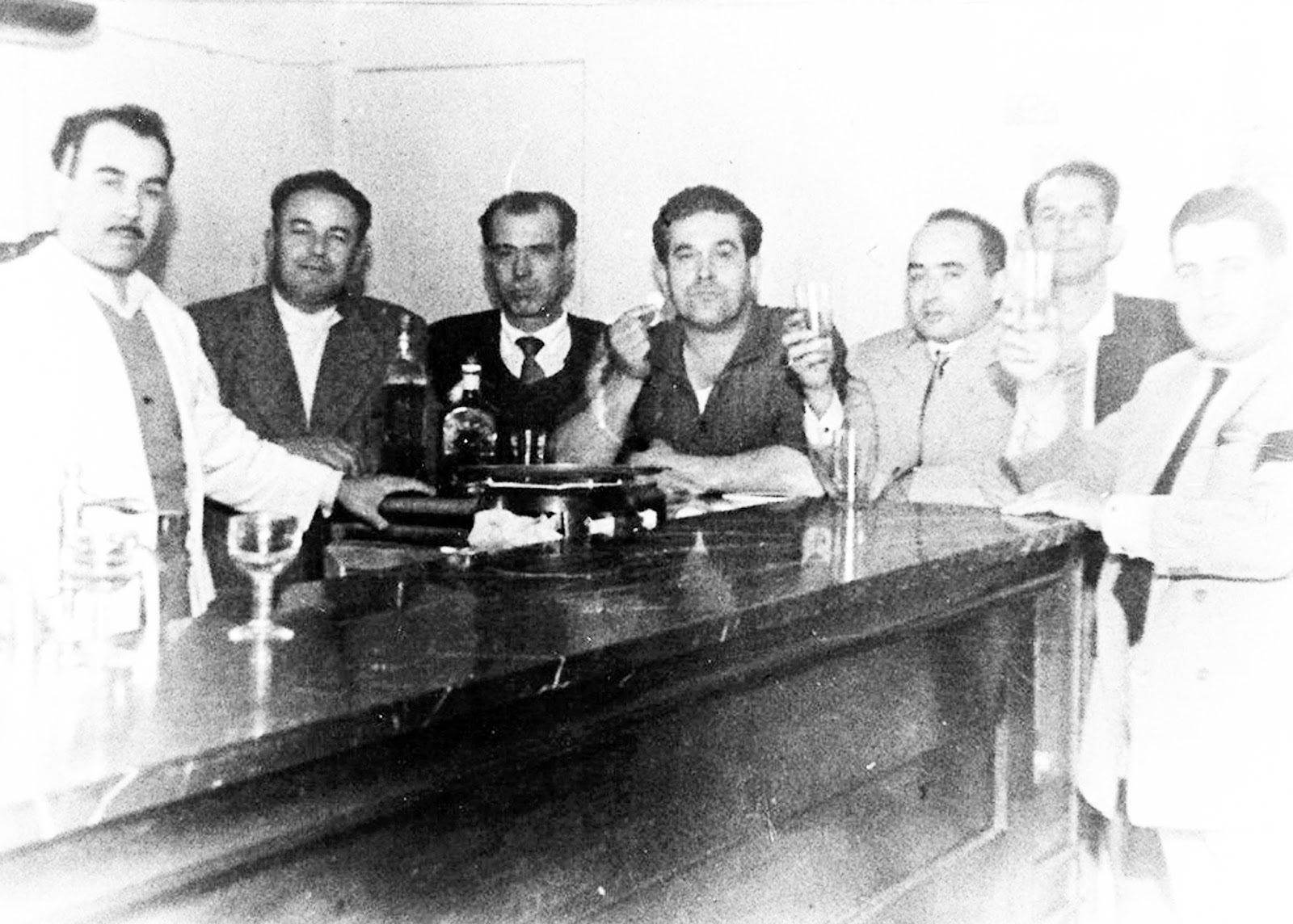 EFEMÉRIDES EN EL BAR – CAFÉ “ALMEIDA”