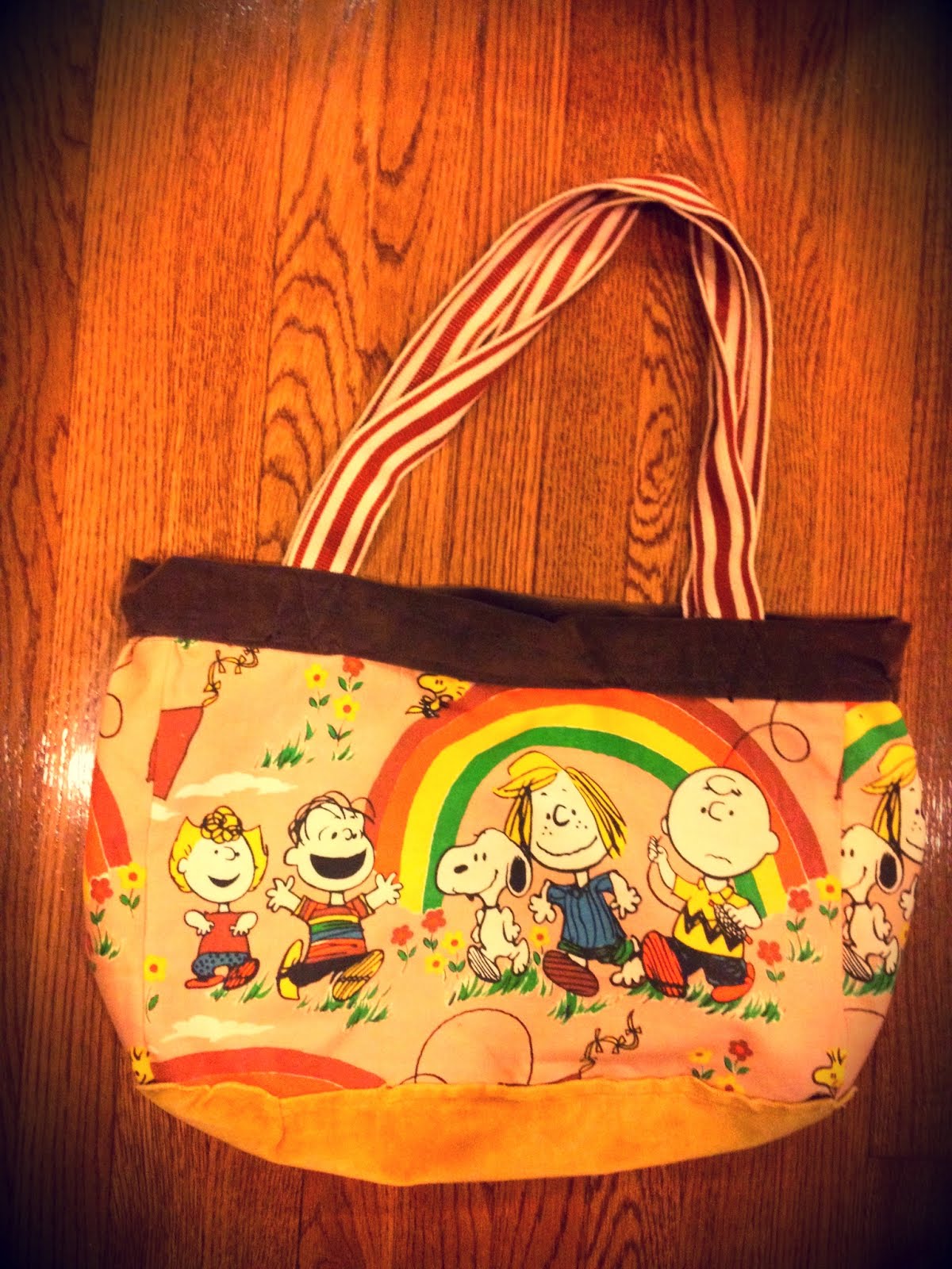 ari hearts art Charlie Brown Bag