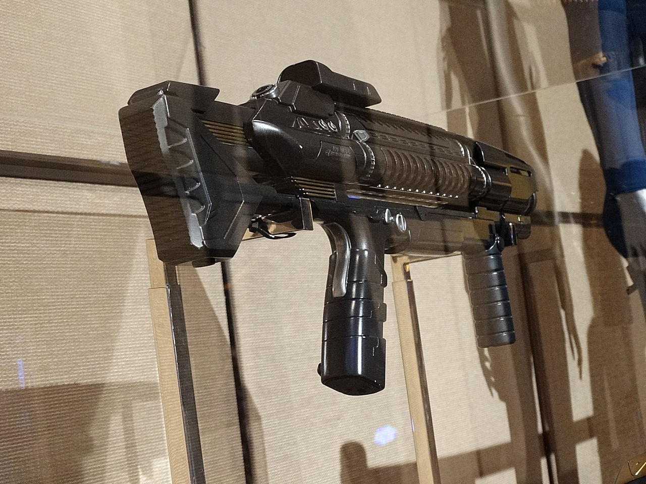 Star Trek Prop, Costume & Auction Authority Star Trek Discovery