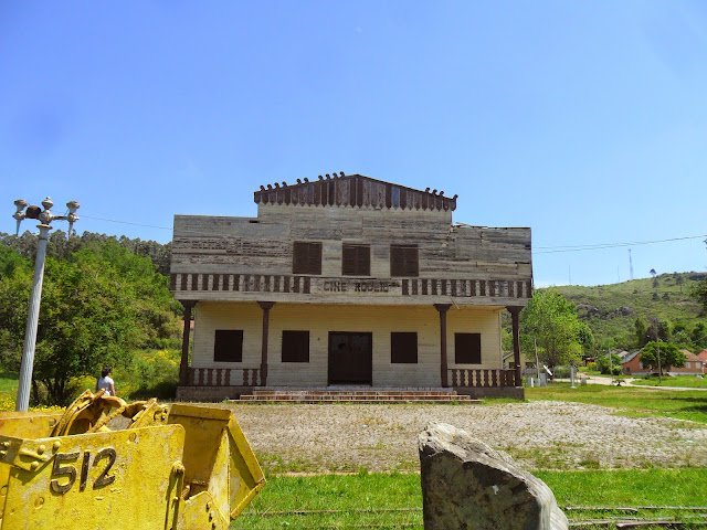 Cine%2BRodeio.%2BMinas%2Bdo%2BCamaqu%25C3%25A3.%2BCa%25C3%25A7apava%2Bdo%2BSul.RS.2014.JPG