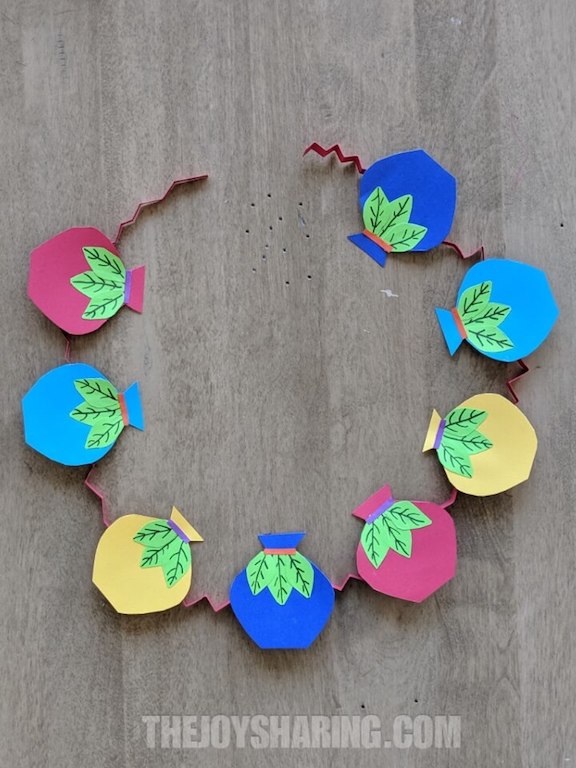 Easy DIY Paper Garland Craft for Kids You Can Do at Home
