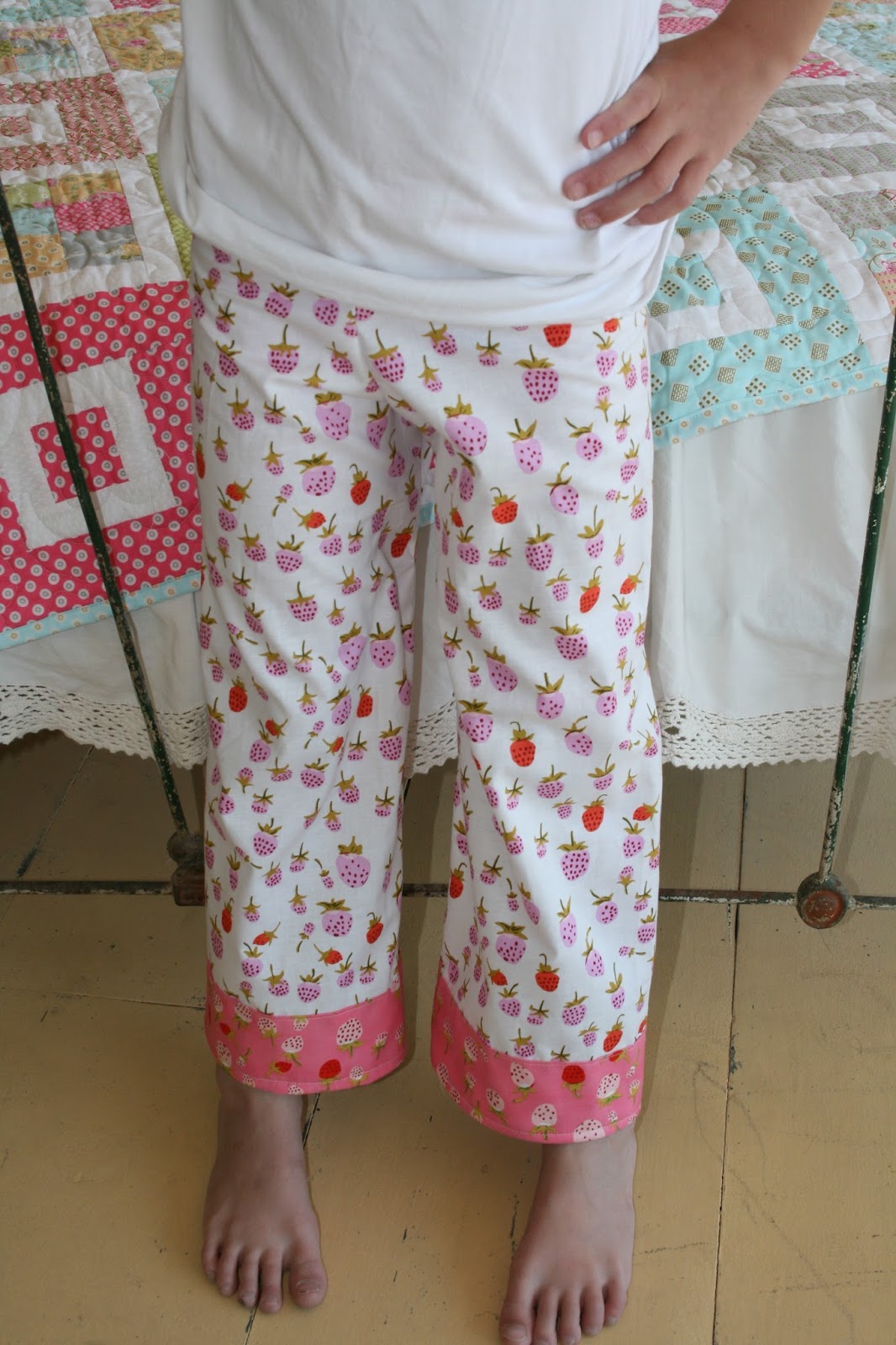 THE QUILT BARN Briar Rose Pajama Pants