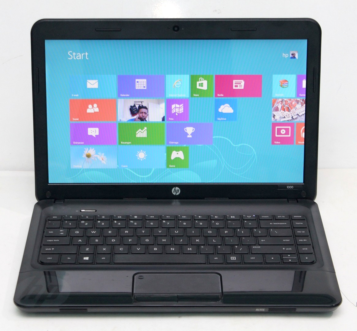 Jual Laptop HP 1000-1b09AU | Jual Beli Laptop Second dan Kamera Bekas