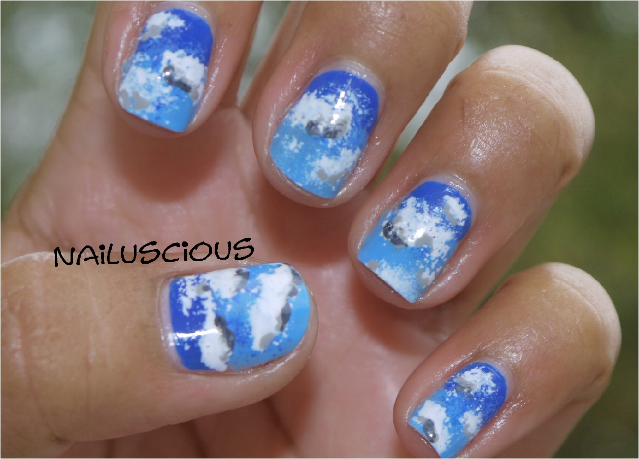 Nailuscious Day 5 Blue nails