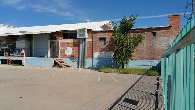 Urban Exploration of abandoned Sunkist Packaging Plant in Mesa, Arizona