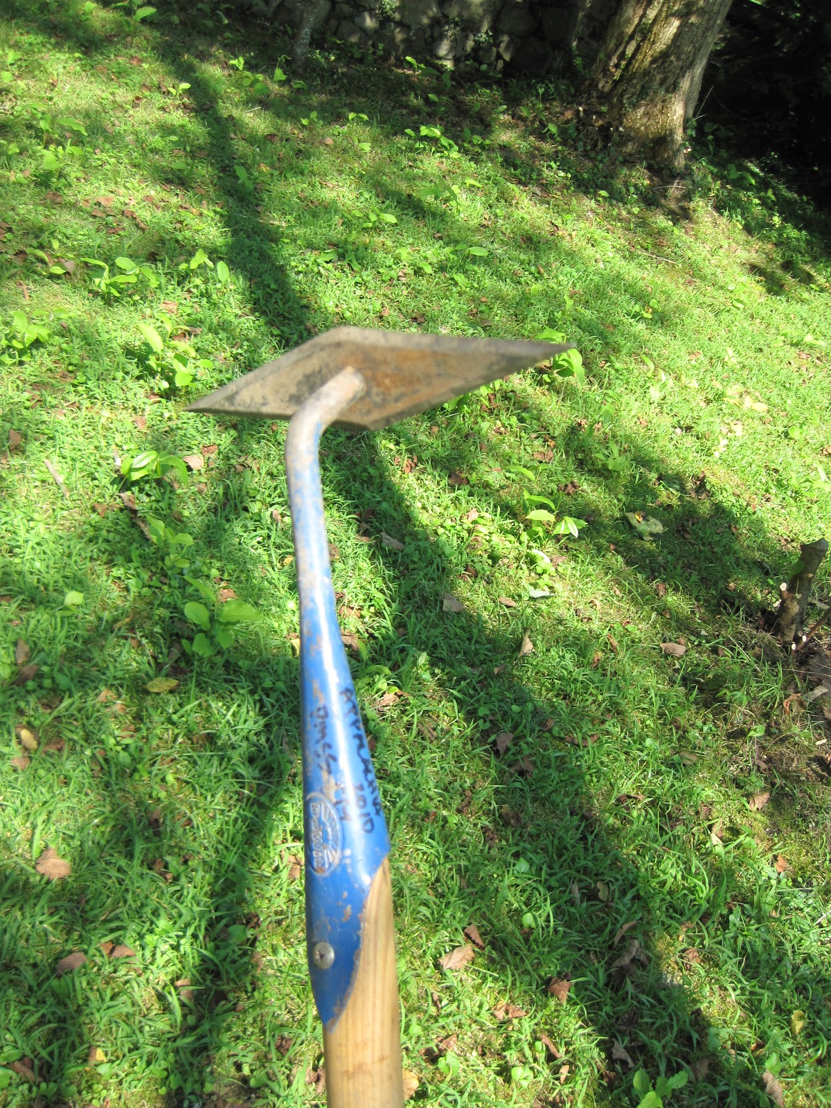 Grow Appalachia Sharpening Your Garden Hoes Pine Mountain, Marshall