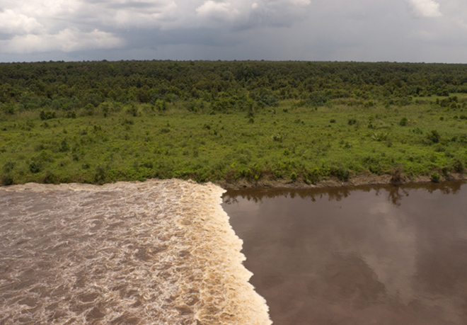 Ombak Bono Sejarah dan Penyebab Terjadinya - OMBAK BONO