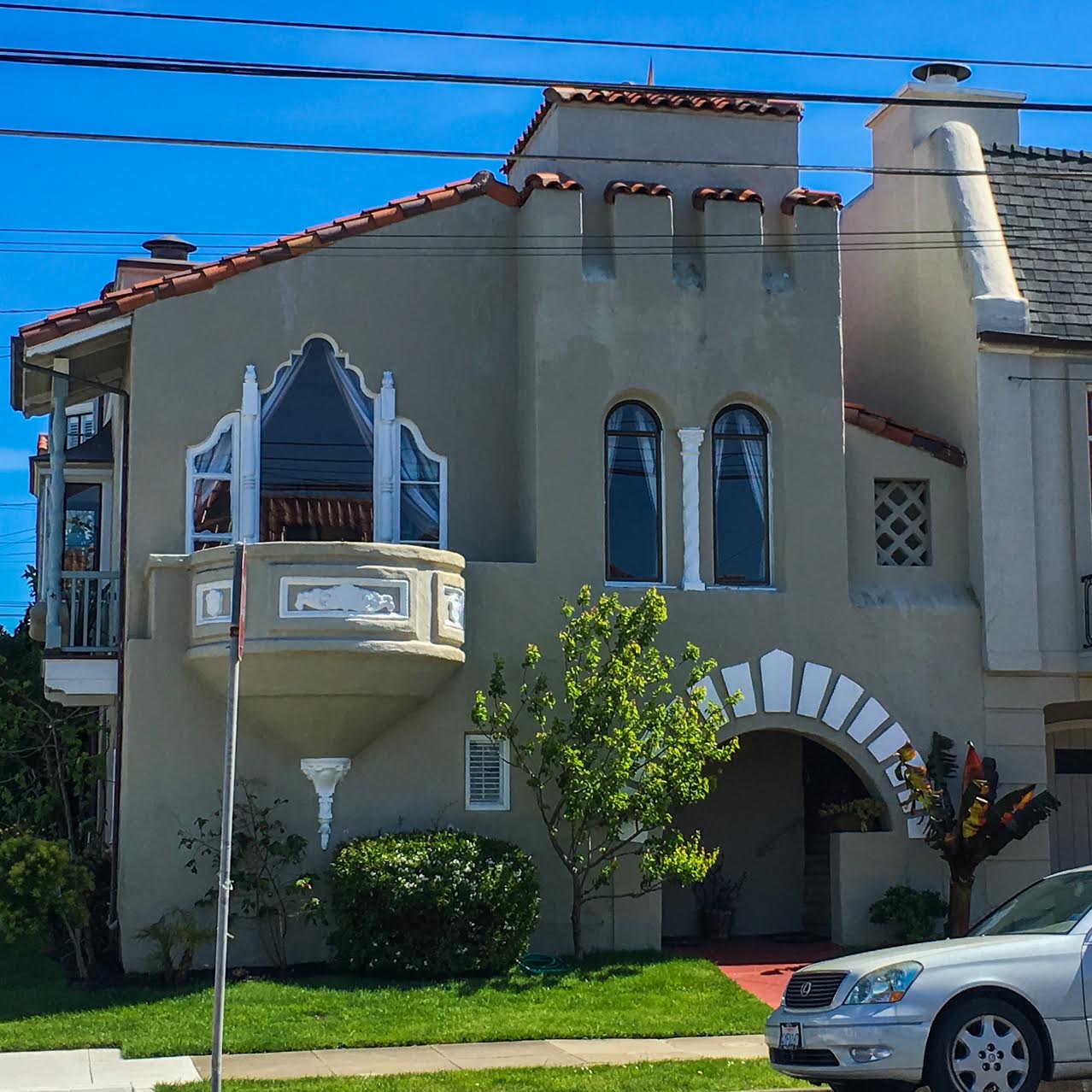 SAN FRANCISCO DAILY PHOTO 1500 35th Ave, Central Sunset, The Rousseau