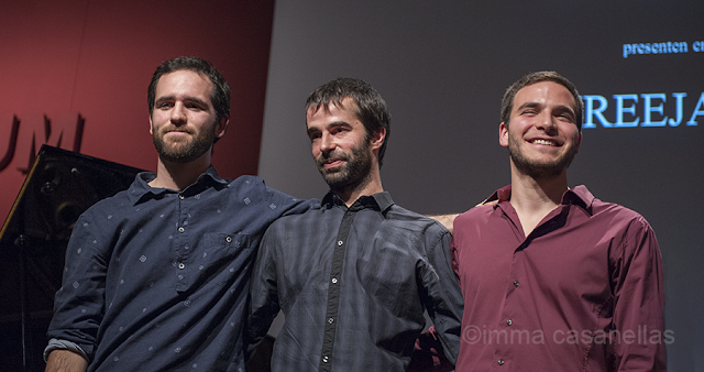 D'esquerra a dreta, Joan Solana, Pep Colls i Joan Carles Marí (Auditori Vinseum, Vilafranca, 21-11-2015)