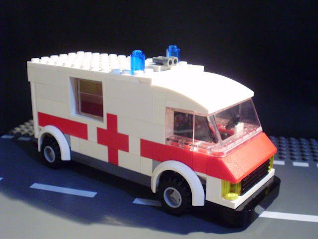 MOC LEGO Ambulância