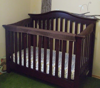 Naptime Frill Seeker: Tutorial: Crib Rail Guards
