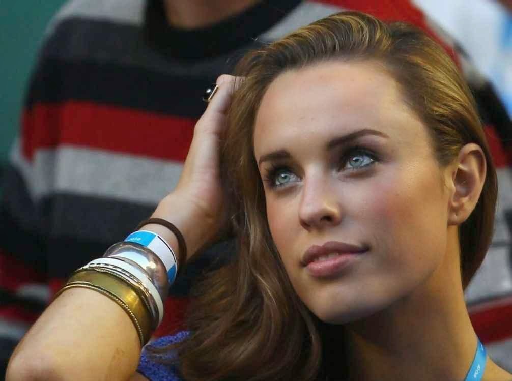 Jessica McNamee likable Hot Photos | Pictures Of Celebrities| Stars