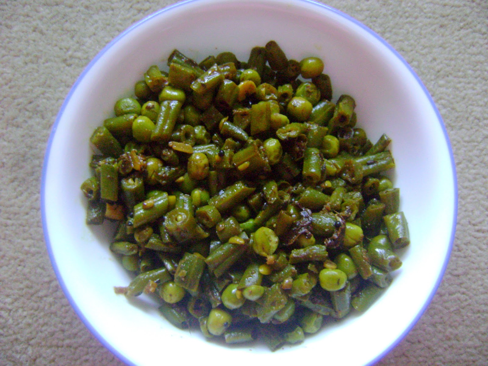 French beans and Peas Sabzi To The Herbs