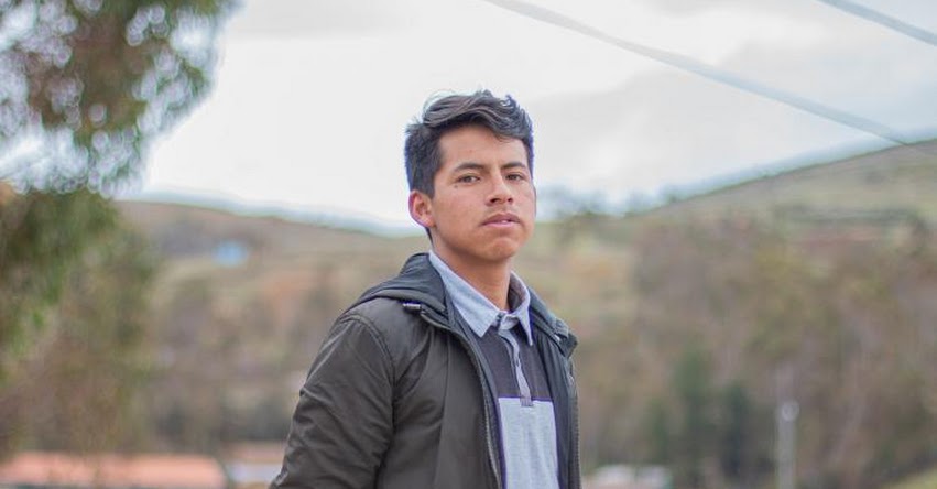 ANDERSON VILCAPOMA DE LA CRUZ: Conoce al Talento Beca 18 que quiere construir casas más seguras en Huancavelica - PRONABEC - www.pronabec.gob.pe ANDERSON VILCAPOMA DE LA CRUZ: Conoce al Talento Beca 18 que quiere construir casas más seguras en Huancavelica - PRONABEC - www.pronabec.gob.pe