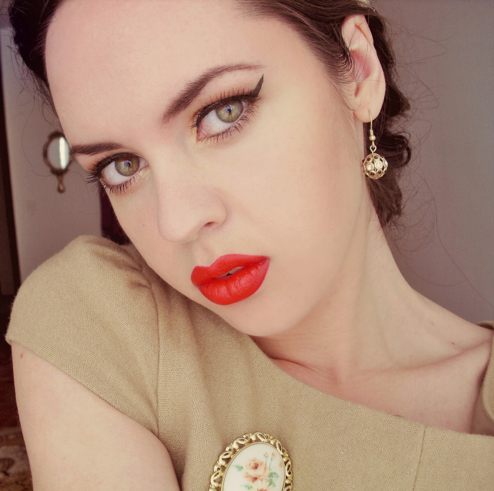 Angelica | Synthetic Wig (Traditional Cap) | Ultimate Looks