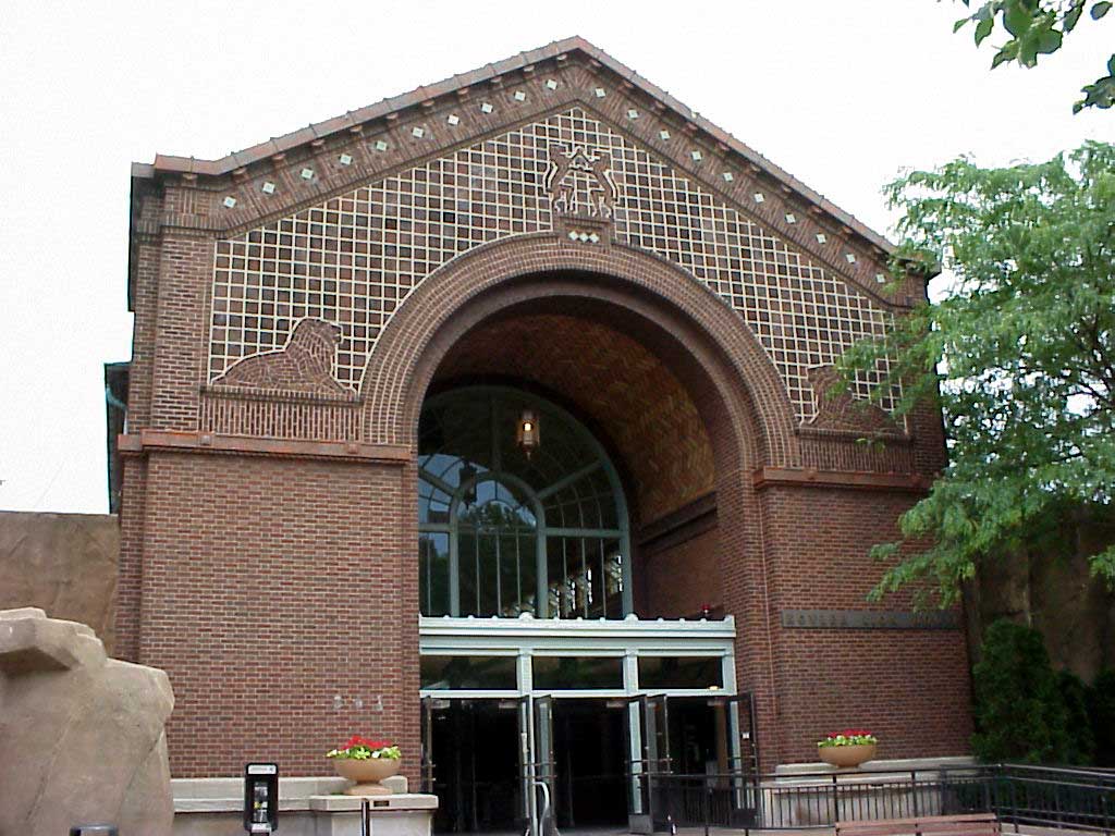 The Circus "NO SPIN ZONE": Lincoln Park Zoo Kovler Lion House ...