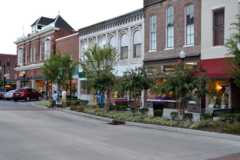 Ted Lehmann's Film, Books, Music & Commentary: Donna Ulisse at the