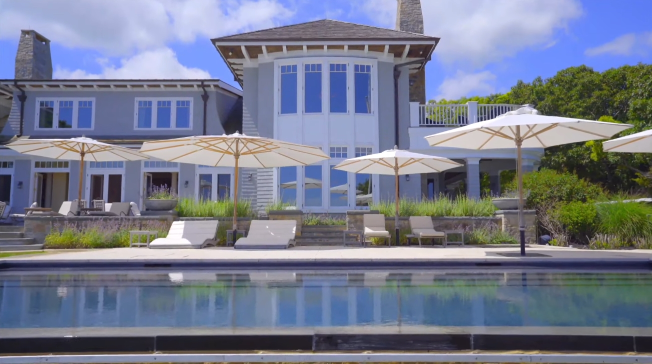 Mansion Interior Design Tour vs. Elegant Waterfront Compound in East Hampton, New York | Sotheby's International Realty