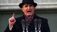 Fuente: http://mediartv1.freenode.ro/image/201502/w620/s560x316_ceausescu_44016400.jpeg
