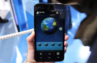 ZTE Grand Memo, Smartphone Android Super Besar Dengan Layar 5.7 Inch