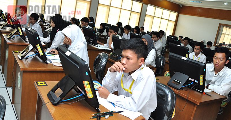 Penerimaan CPNS Jalur Sekolah Kedinasan di 8 Kementerian / Lembaga Tahun 2017 Penerimaan CPNS Jalur Sekolah Kedinasan di 8 Kementerian / Lembaga Tahun 2017