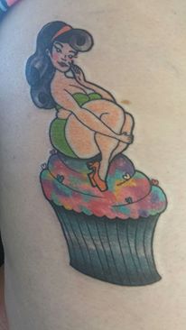 Paula Castle pin up tattoo