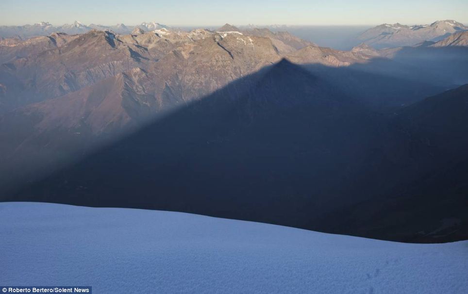Ada Gunung Hantu di Alpen