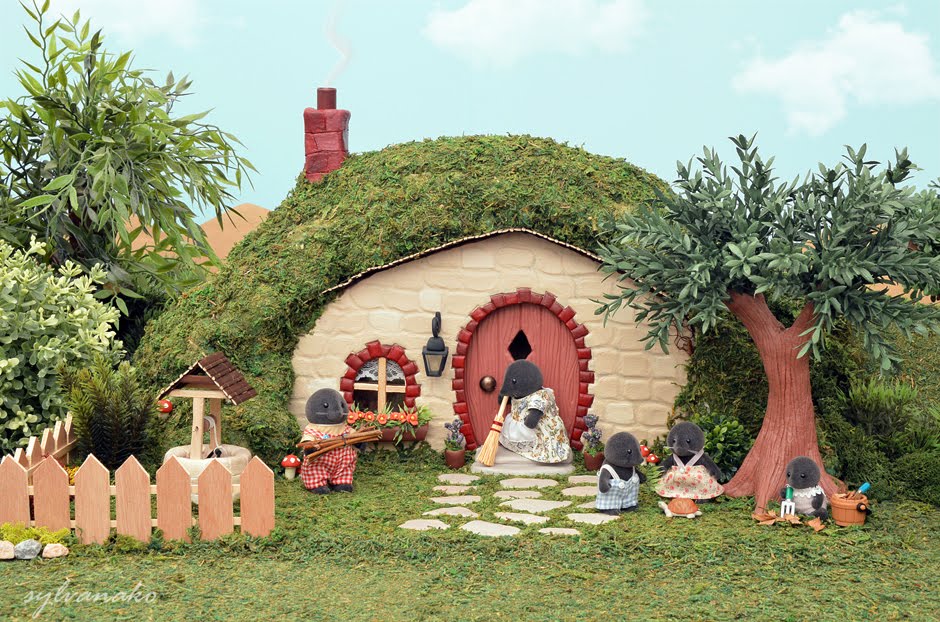 Sylvanian Life Moments The Mole House