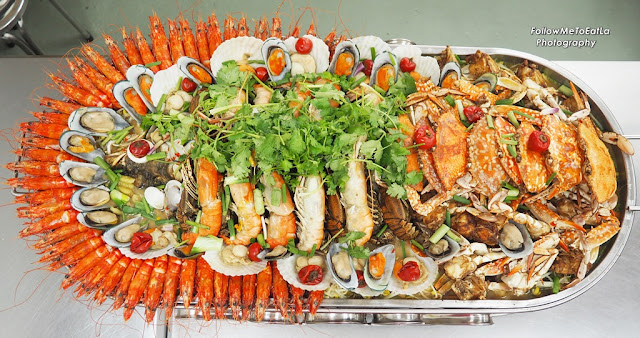 Jumbo Seafood Platter RM 788  BIG Serving For 8 - 10 pax   