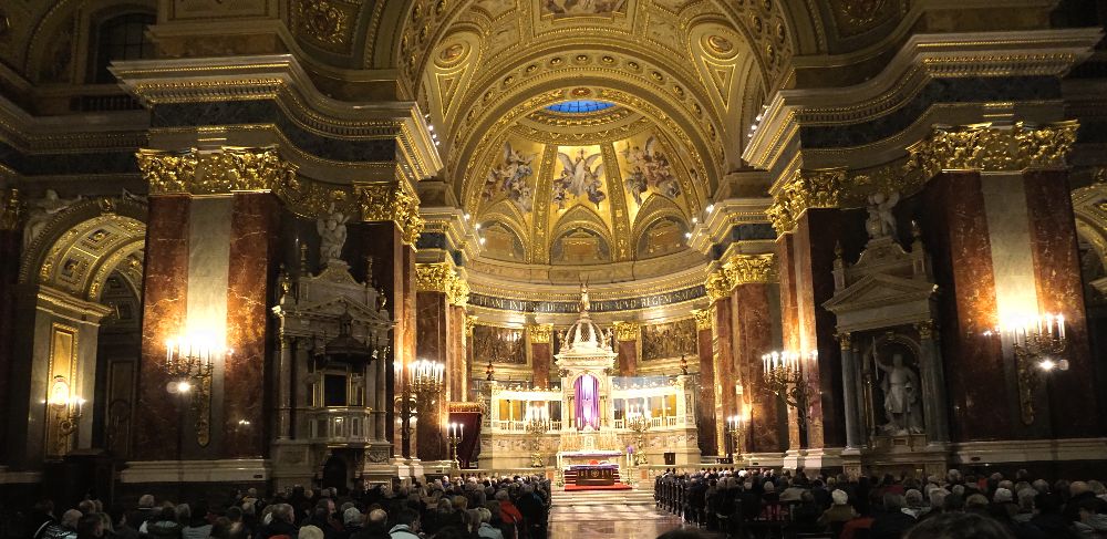 Budapeşte  Gezi Rehberi - St. Stephen's Bazilikası