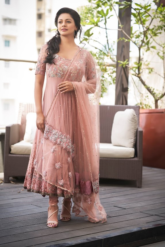 Pooja Kumar at Vishwaroop 2 promotions